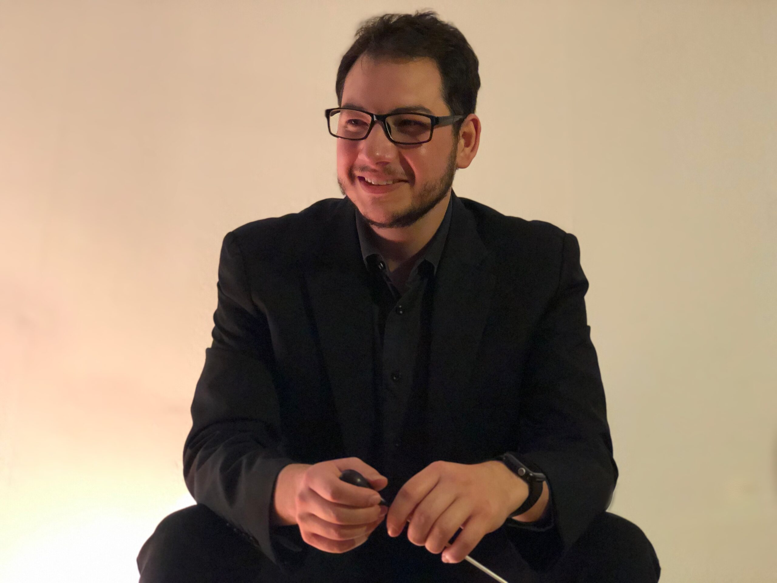 Martín Alexander Arellano profile photo